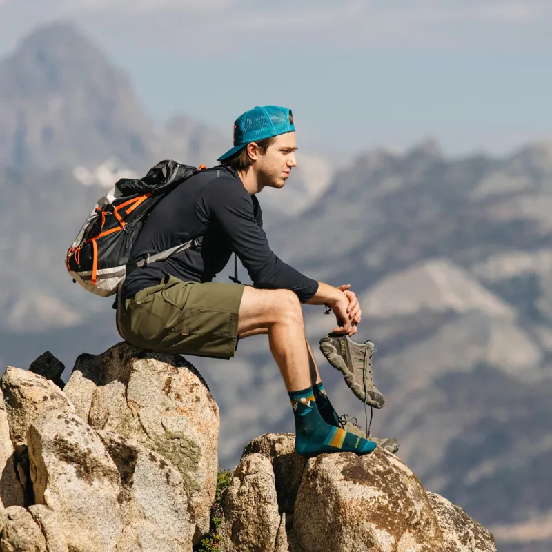 Darn Tough Sunset Ridge Micro Crew Lightweight Hiking Socks Mens in Bottle-3